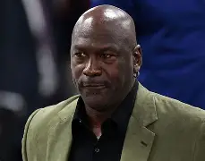 今夜体能课后，夏洛特黄蜂再遭质疑备战欧冠，球迷炸锅，轮换策略成焦点的简单介绍