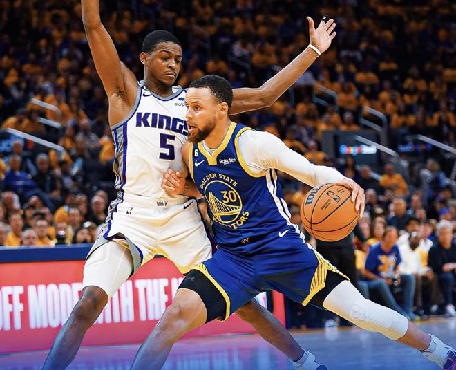 2025年上海久事男篮最新比赛回放