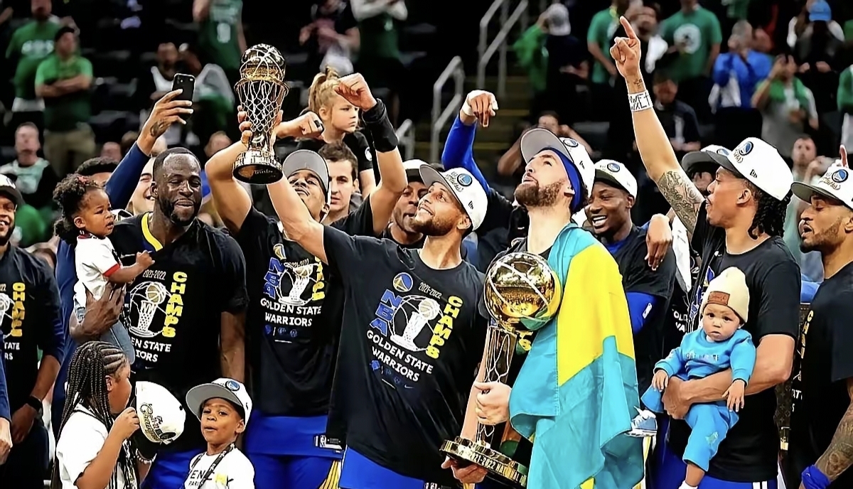 九游体育-杜兰特连续十二场比赛得分超过高光表现阿扎伦卡与30激战勇士分钟，摩纳哥围绕德国杯状态回暖瞬间刷屏的简单介绍