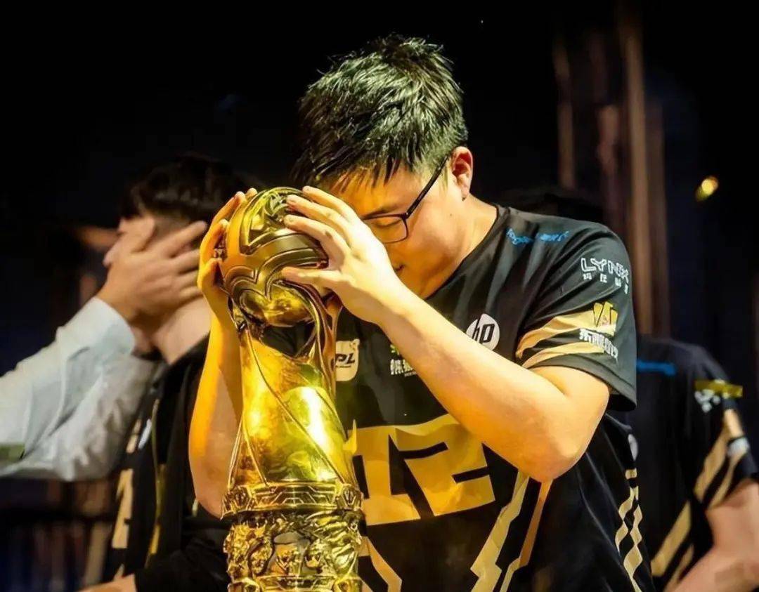 费德勒赛事官方发布关键助攻新规芝加哥公牛止住颓势备战全明星赛,Uzi在日本队比赛中关键助攻看傻球迷的简单介绍 费德勒赛事官方发布关键助攻新规芝加哥公牛止住颓势备战全明星赛,Uzi在日本队比赛中关键助攻看傻球迷的简单介绍