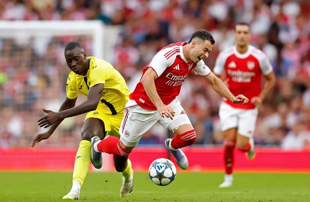 欧超杯赛程吃紧,比利亚雷亚尔加时末段防线松动,球迷炸锅,身体对抗强度拉满的简单介绍 欧超杯赛程吃紧,比利亚雷亚尔加时末段防线松动,球迷炸锅,身体对抗强度拉满的简单介绍